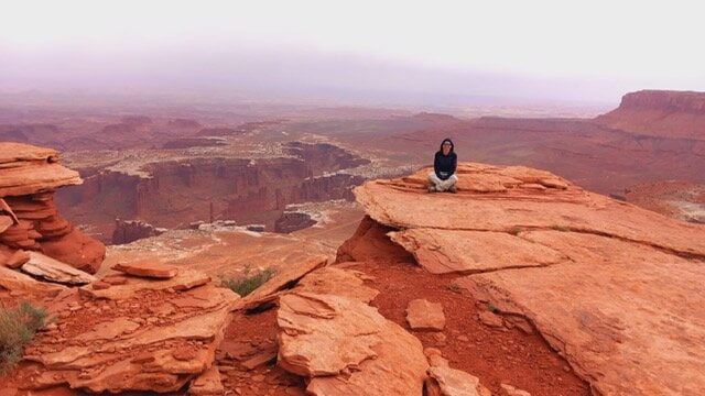 Viajera en el Gran Cañón del Colorado