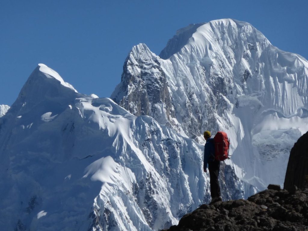 Paisajes en el Huayhuash trek de Perú