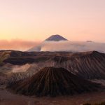 Trekking Indonesia: volcanes, selvas y templos en el mayor archipiélago del planeta