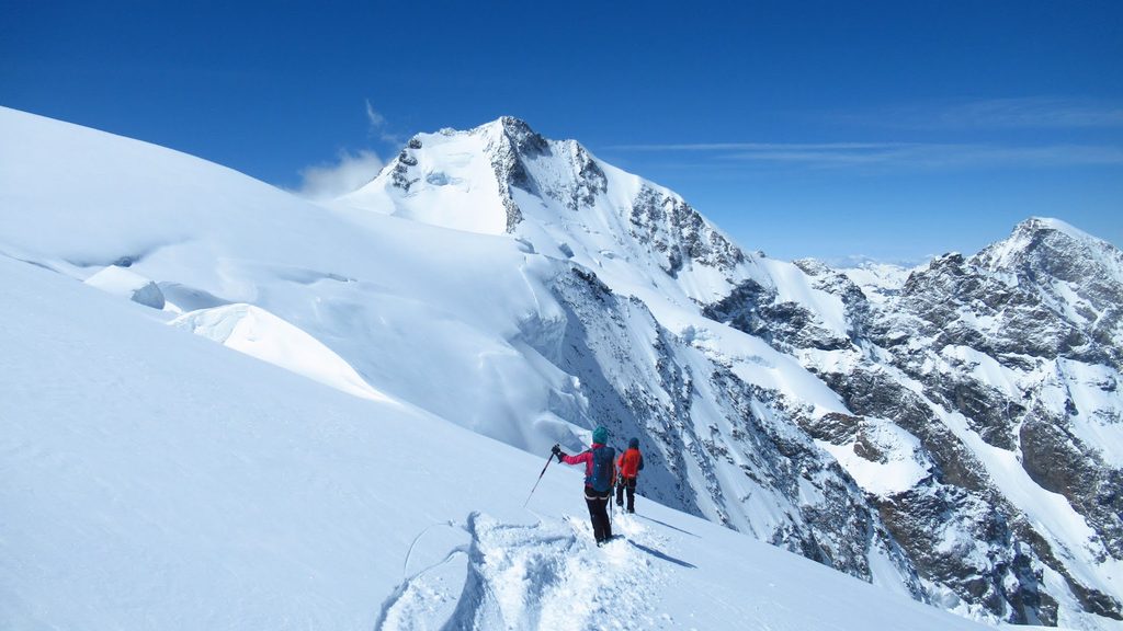 Esquí de montaña en los Alpes
