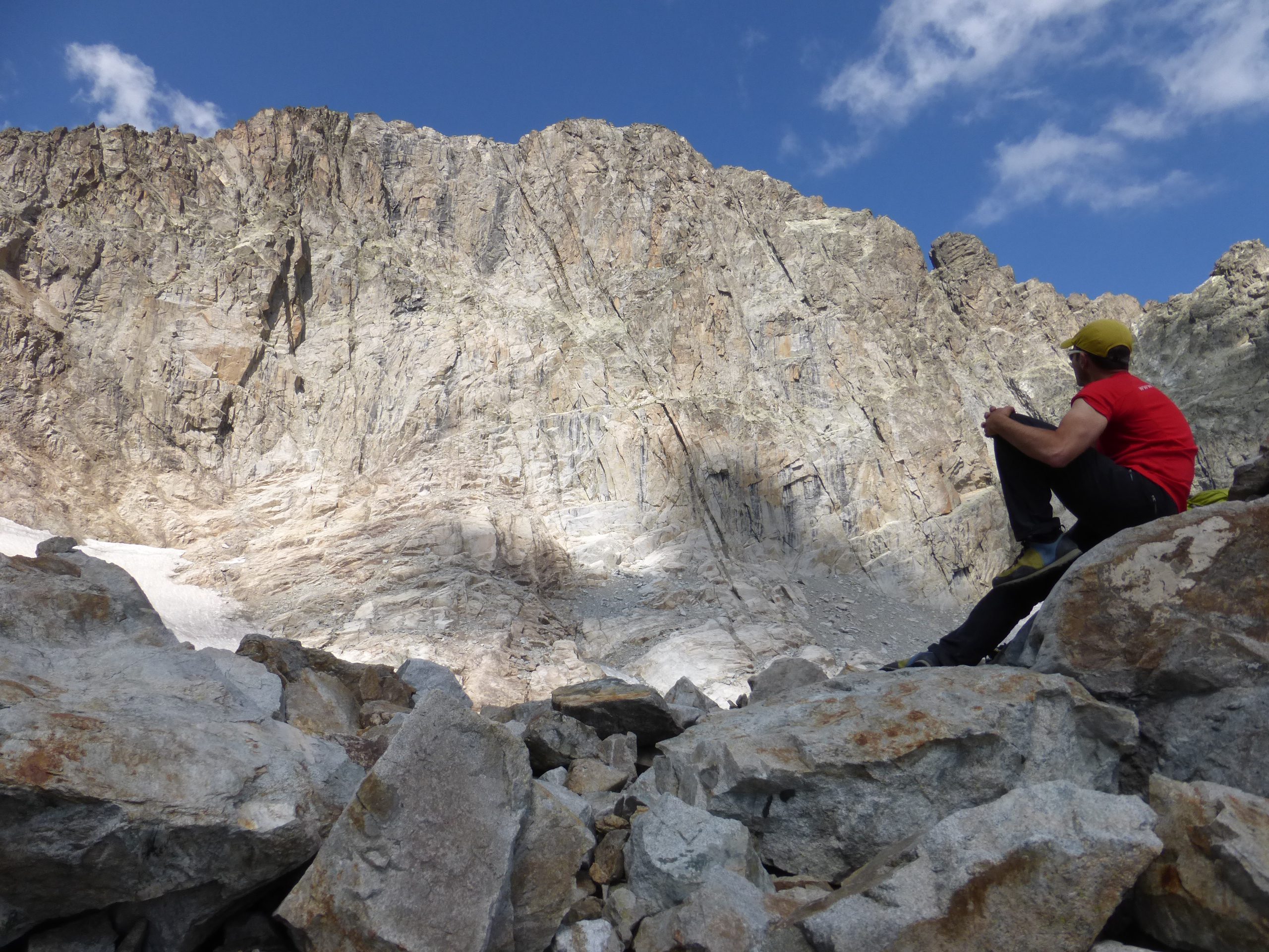 Ascenso al Balaitus (3.144 m). Brecha de Latour