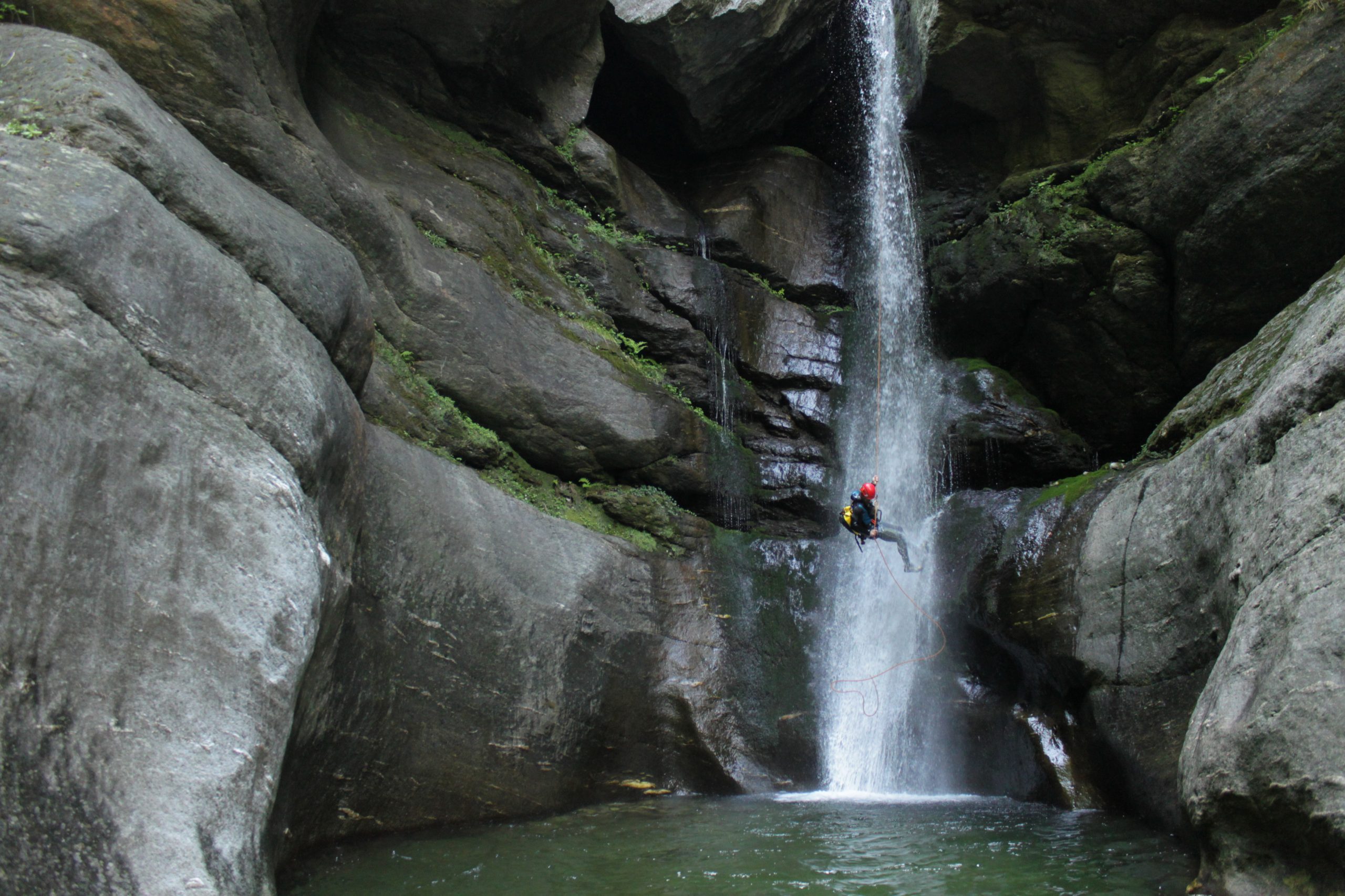 Descenso de barrancos. Val d´Ossola. Alpes Italianos.