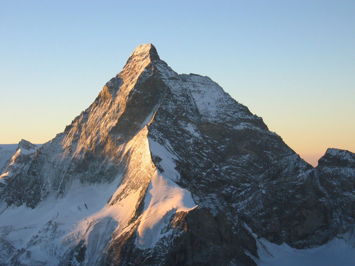 La conquista del Cervino (Matterhorn) por Italia. Arista Lyon.