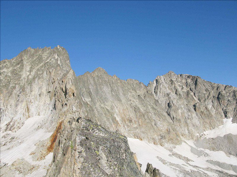 Cresta Salenques-Tempestades. Integral al Aneto