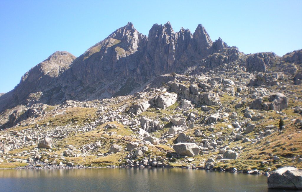 Escaladas y aristas pirenaicas. Travessani, Sant Mauricio