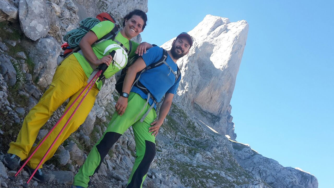 Escalada al Naranjo de Bulnes (Picu Uriellu). Picos de Europa.