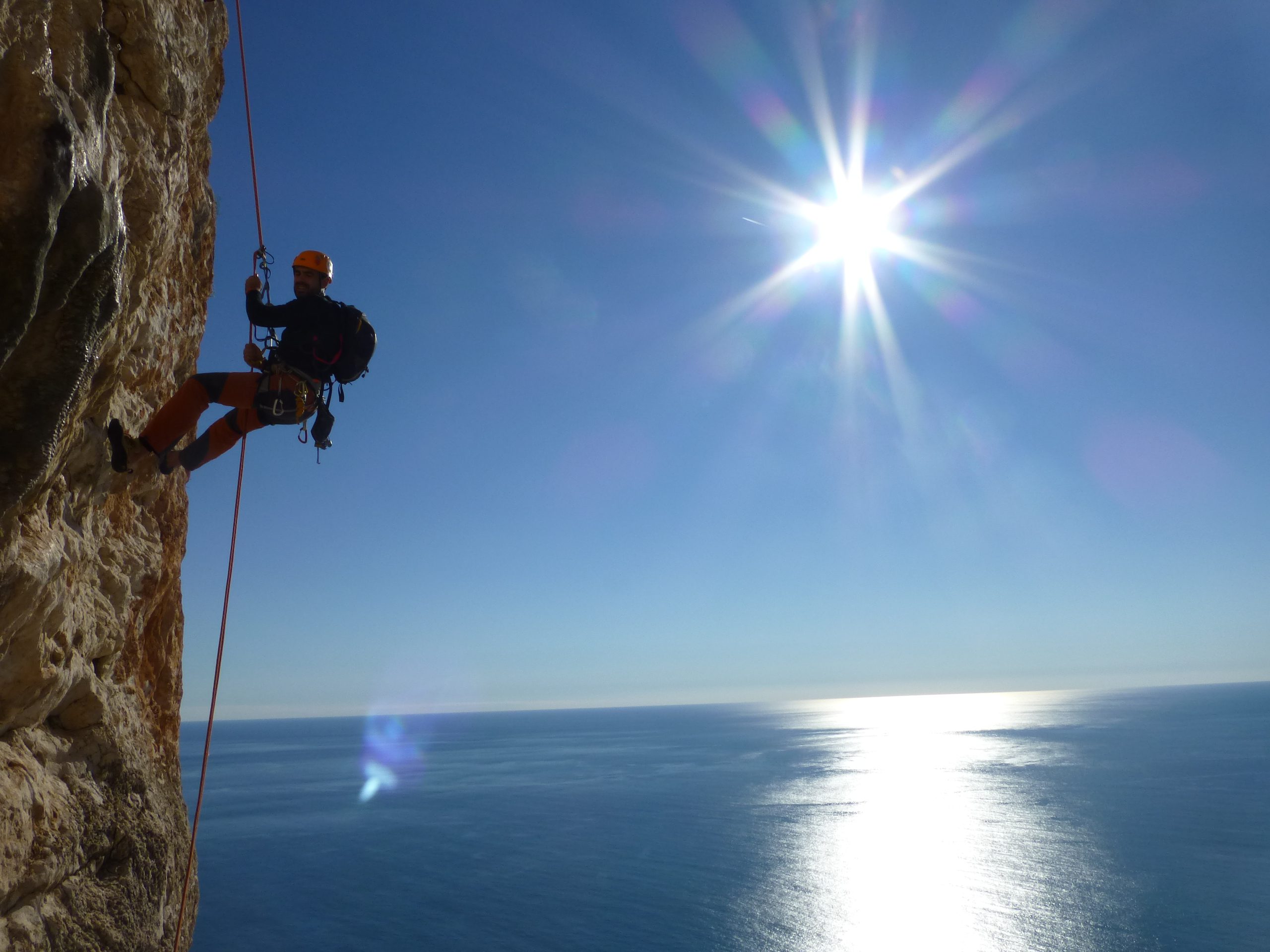 Escaladas en Levante.Puig Campana, Peñón de Ifach, Mascarat y pico Benicardell