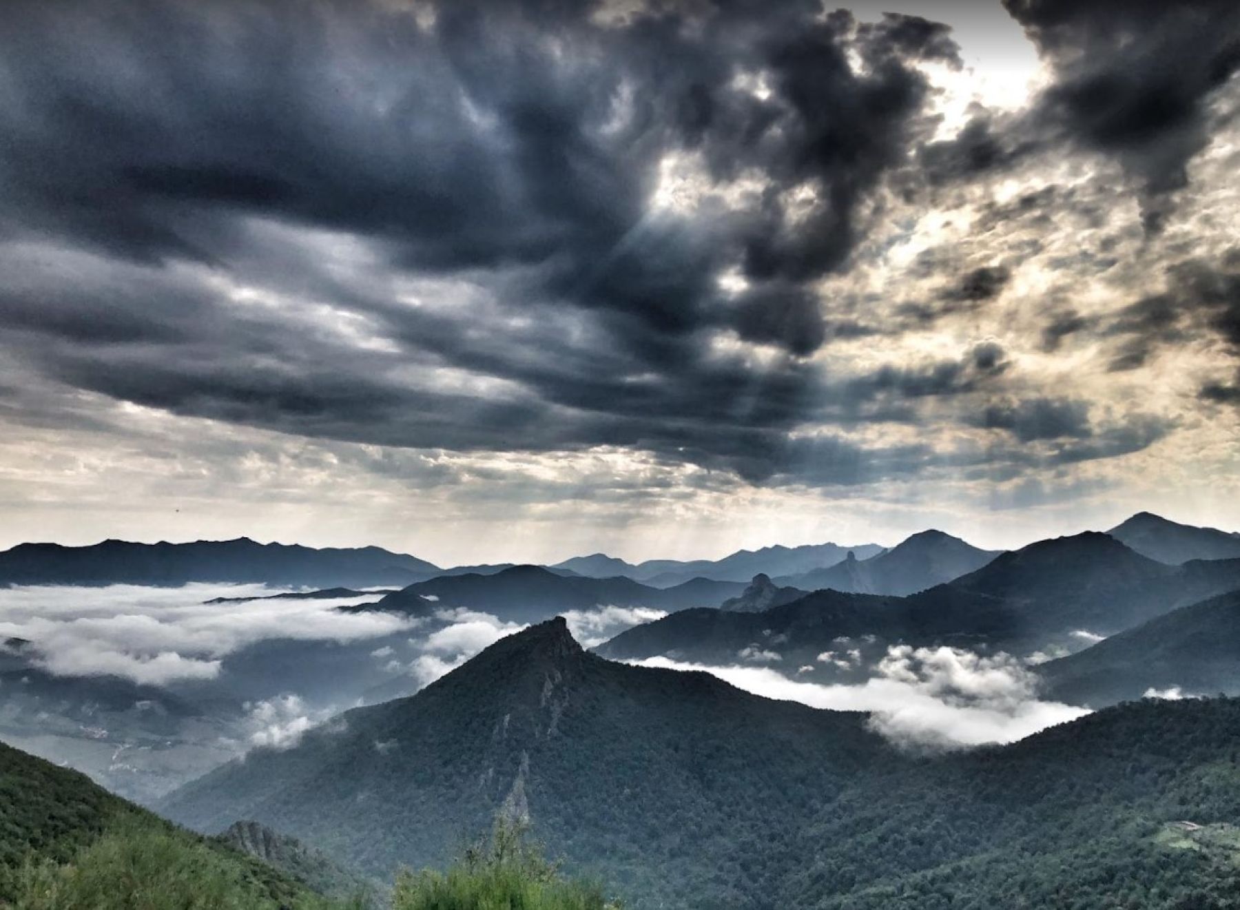 Raquetas en las Montañas de la Reina