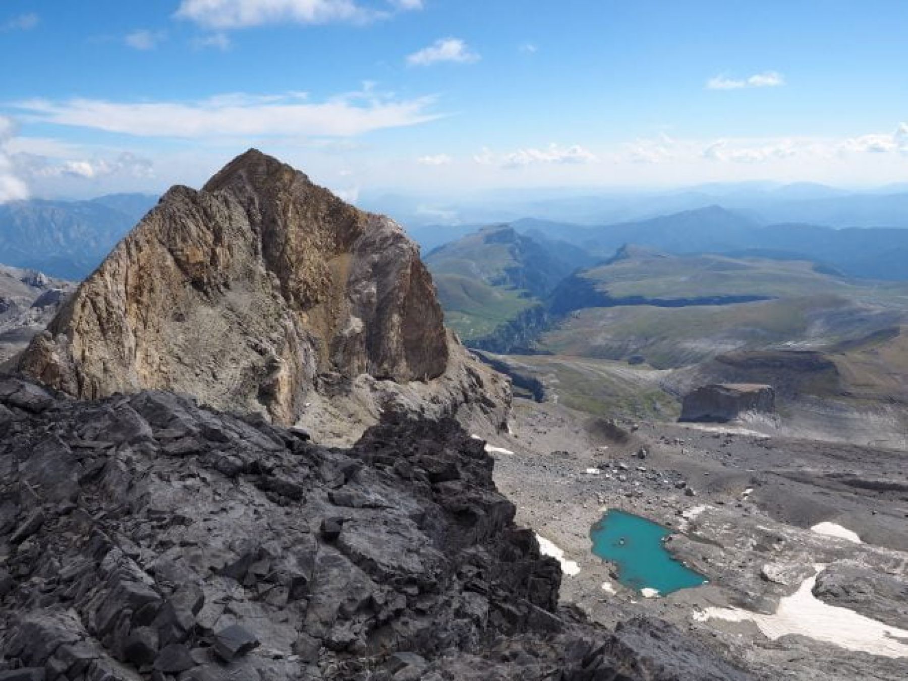 Fotografía de montaña y vivac en el Monte Perdido. Parque Nacional de Ordesa y Monte Perdido