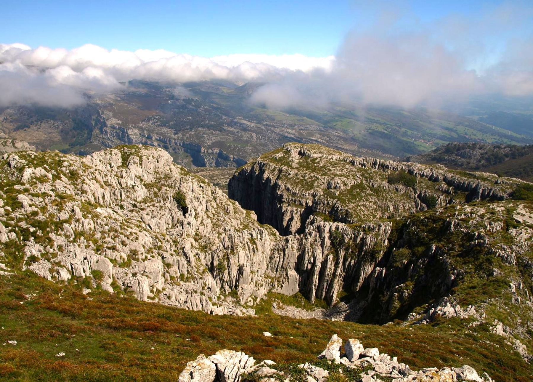 Collados del Asón y Bahía de Santoña
