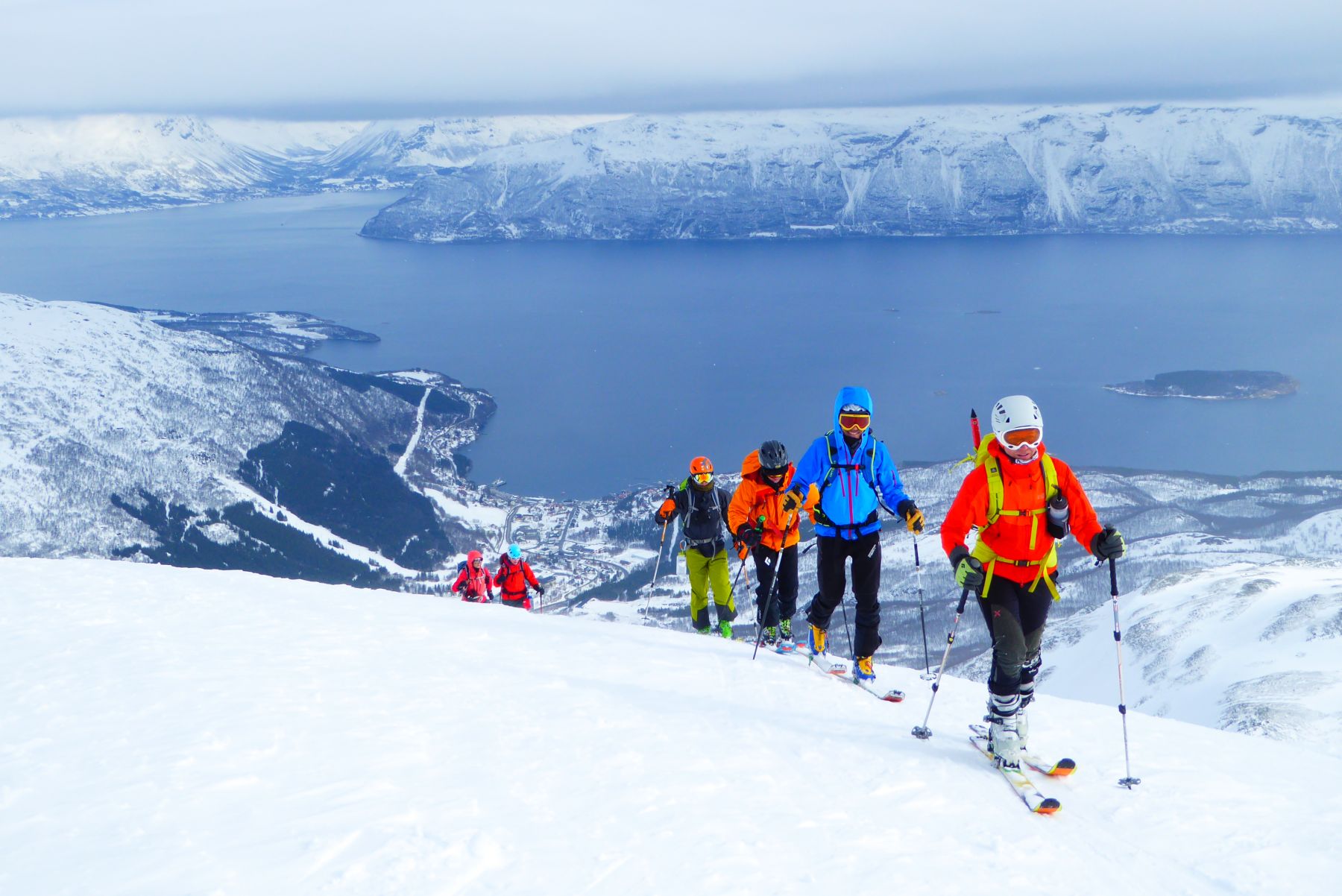Alpes de Lyngen: esquí en el círculo polar ártico