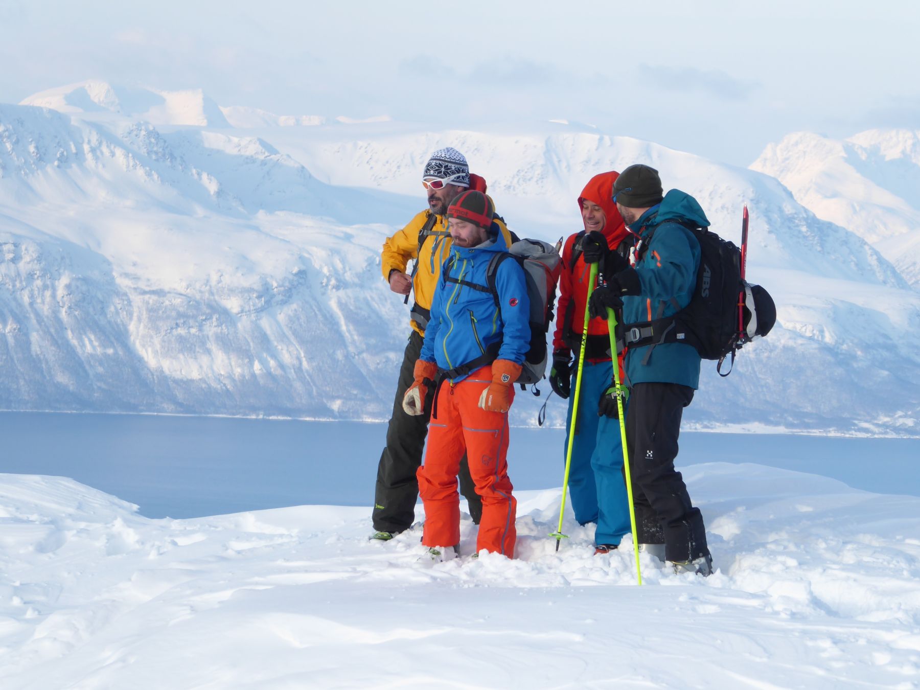 Alpes de Lyngen: esquí en el círculo polar ártico