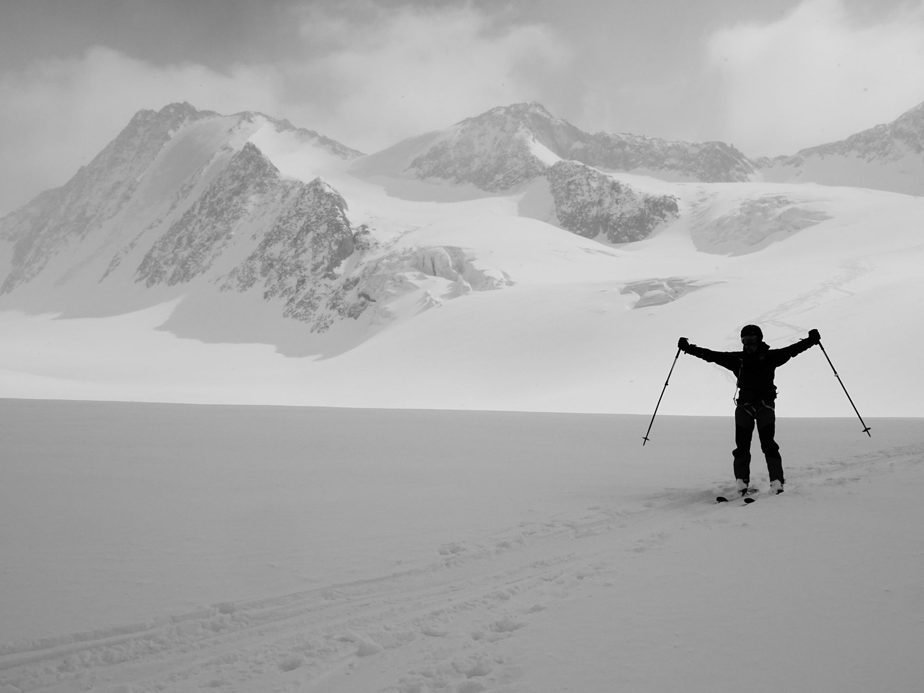 Ötztal. Alta Ruta de Esquí de montaña en Tirol, Austria.