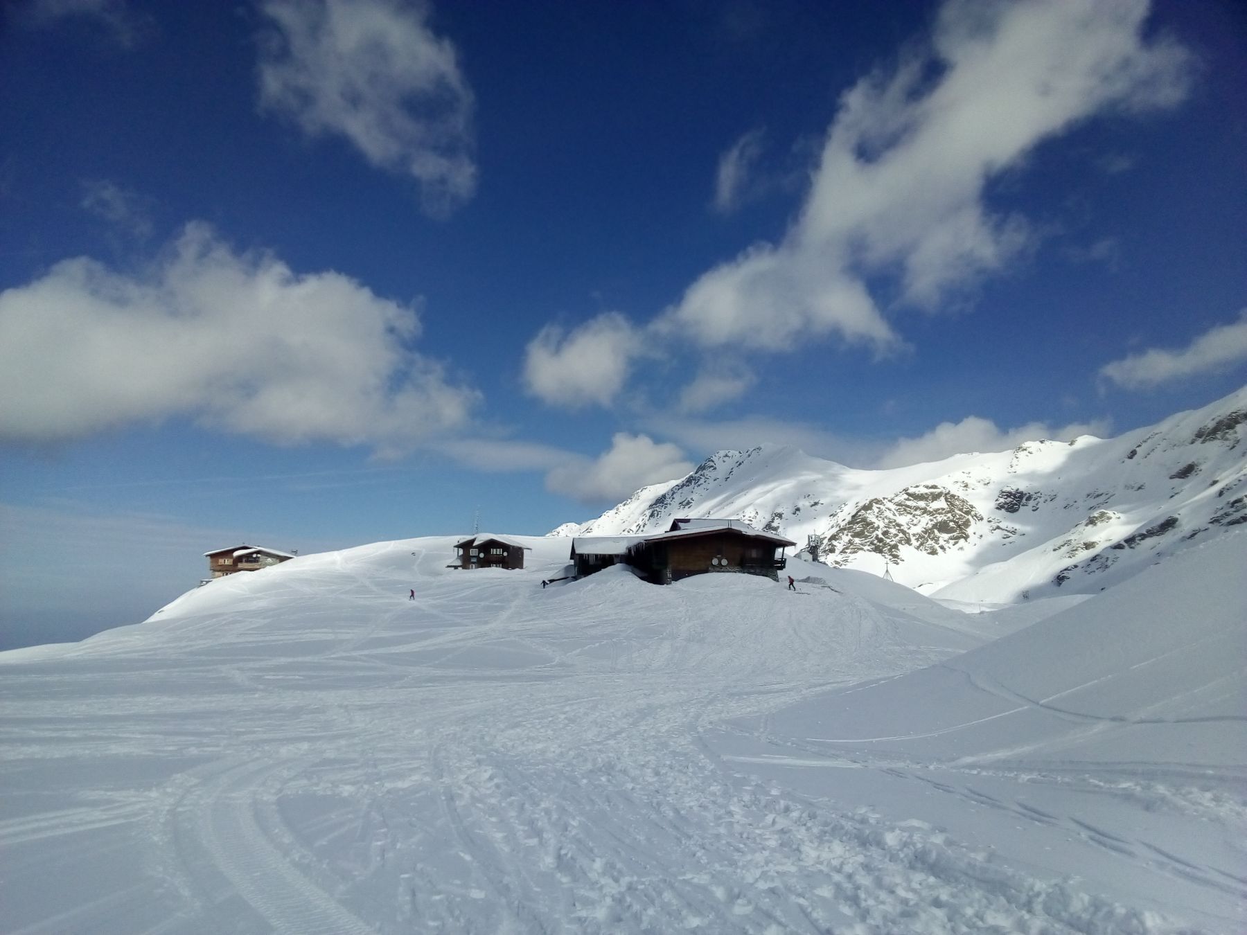 Esquí de montaña en Rumanía. La Cordillera de los Cárpatos