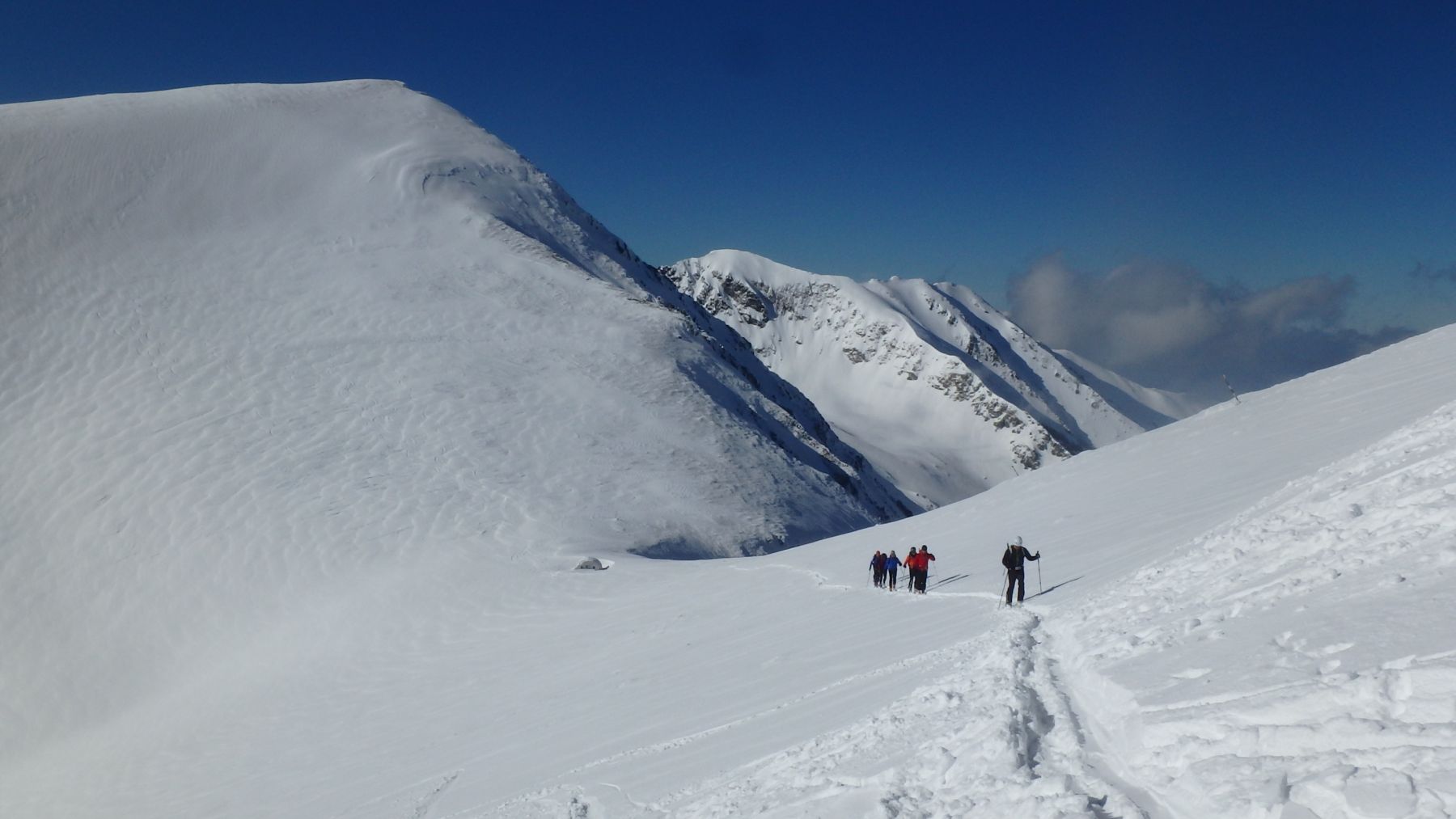 Esquí de montaña en Rumanía. La Cordillera de los Cárpatos