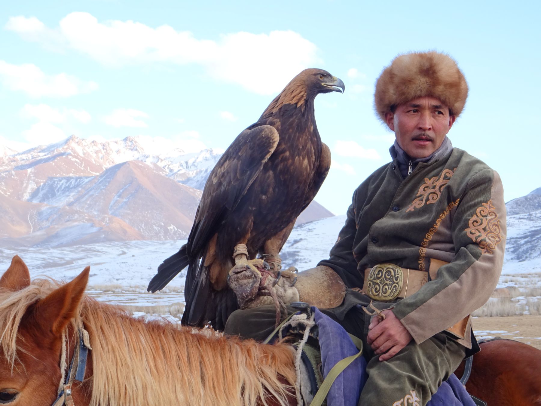 Kirguistán. Esquí de montaña en la Cordillera del Tian Shan
