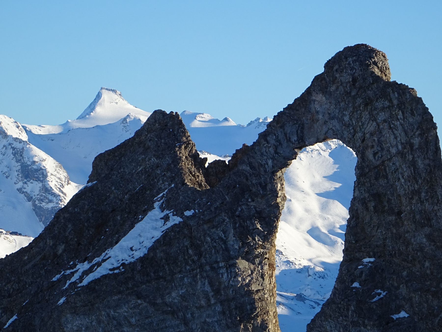 Esquí de montaña. Valle de Bourg-Saint-Maurice. Alpes franceses