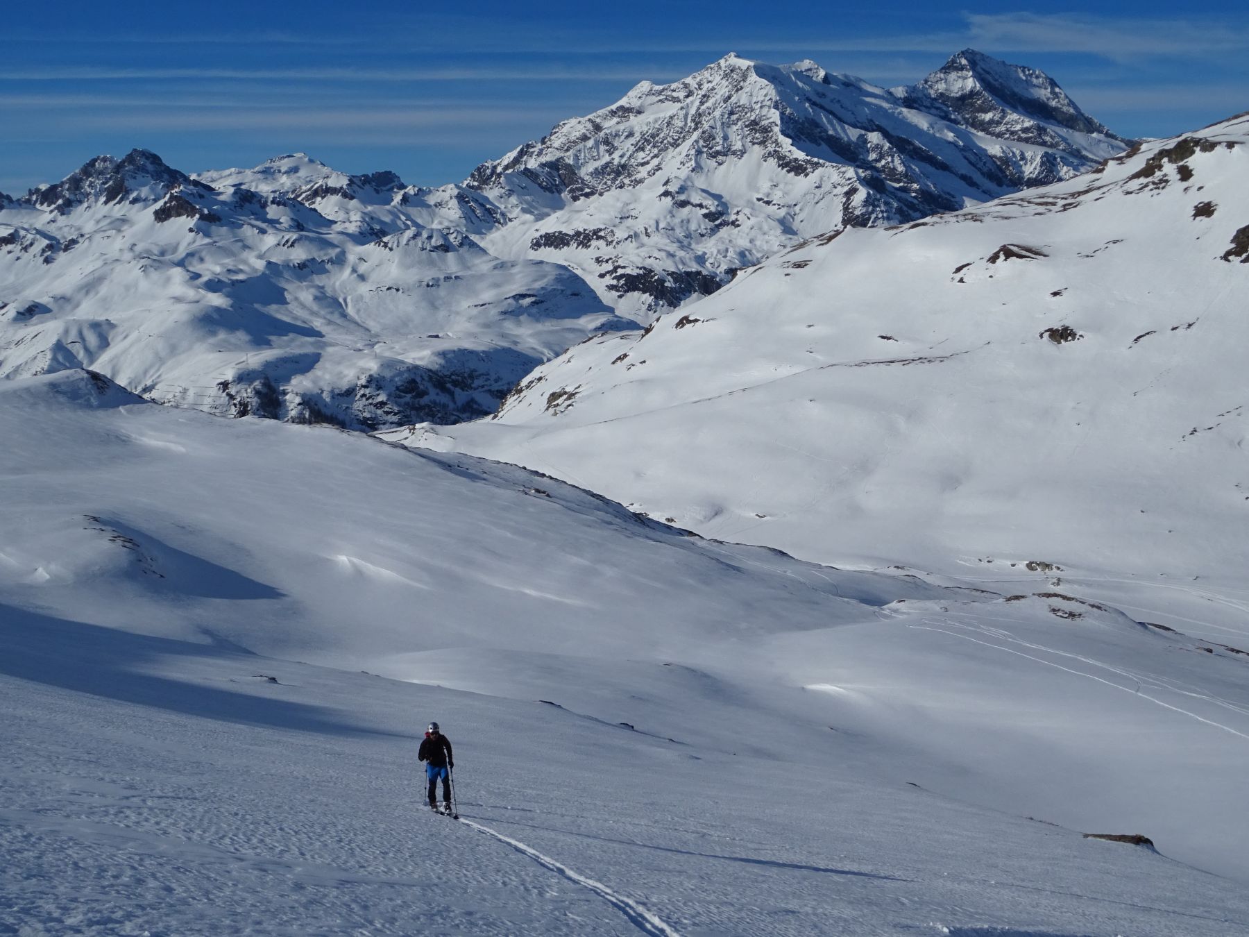 Esquí de montaña. Valle de Bourg-Saint-Maurice. Alpes franceses