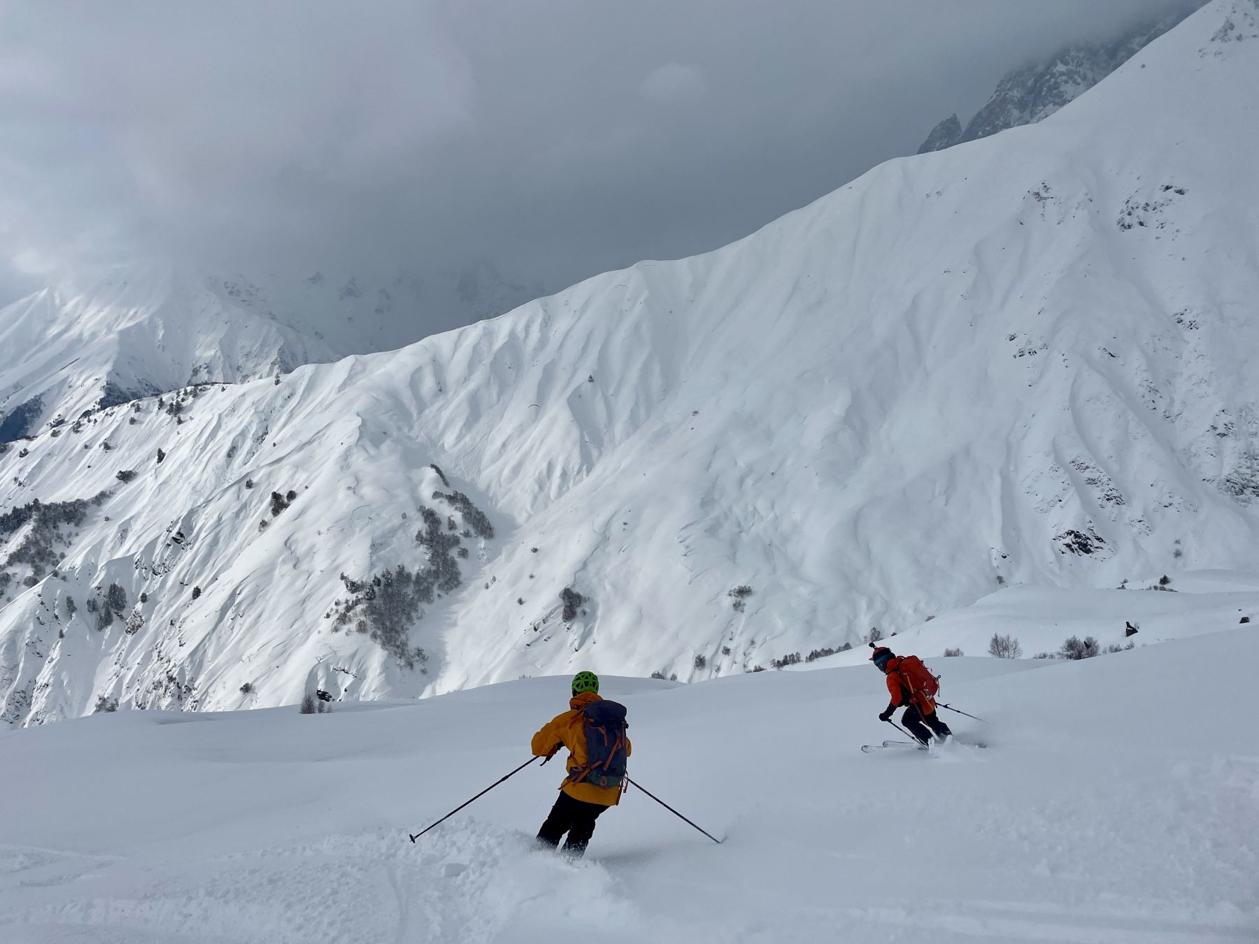 Georgia. Esquí de montaña en Svaneti