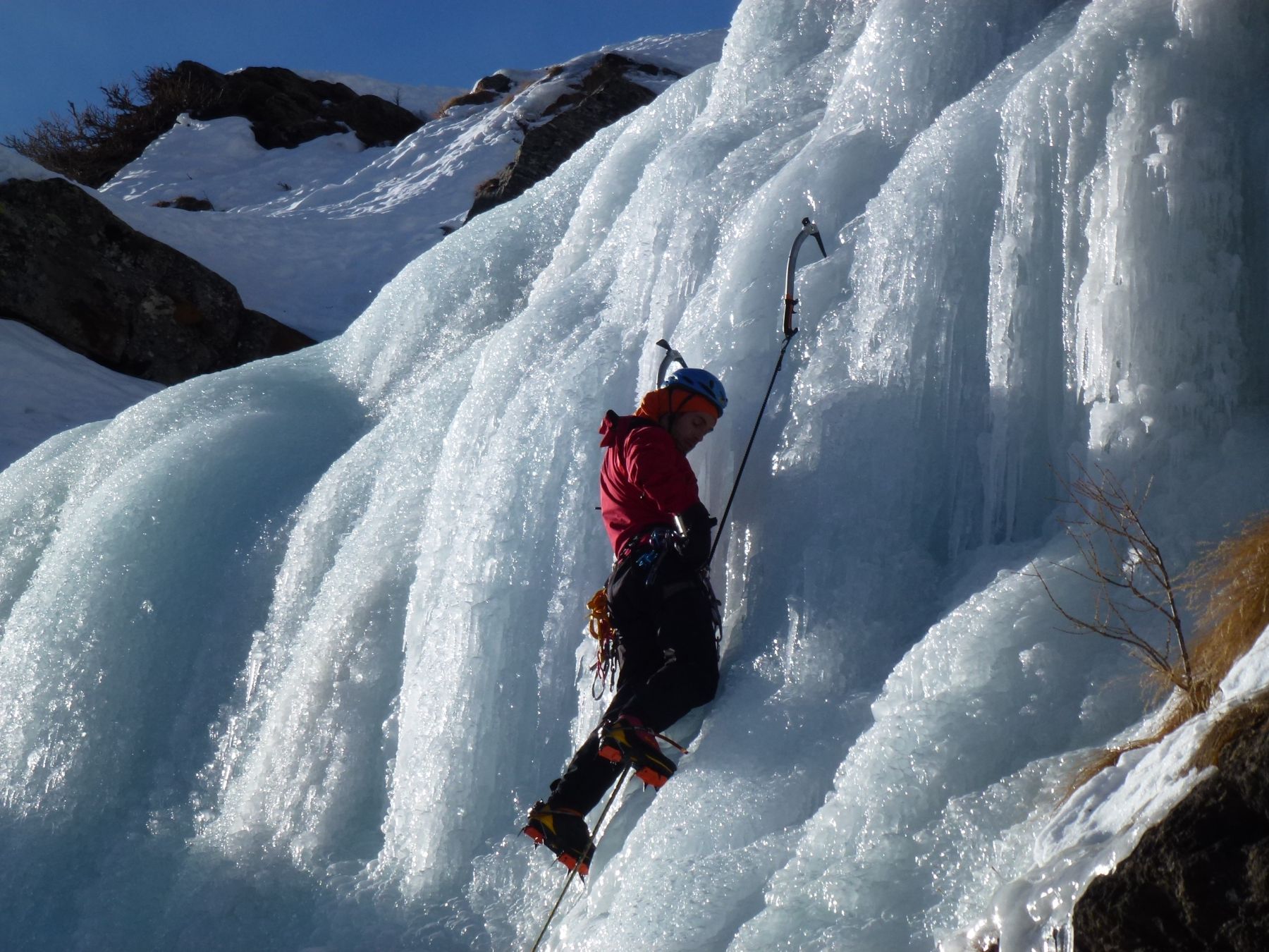 Curso de escalada en hielo y corredores