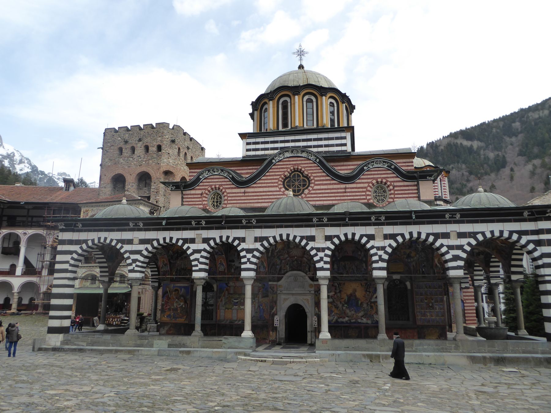 Ascensiones con raquetas en Bulgaria. Rila y Pirin. Balcanes.