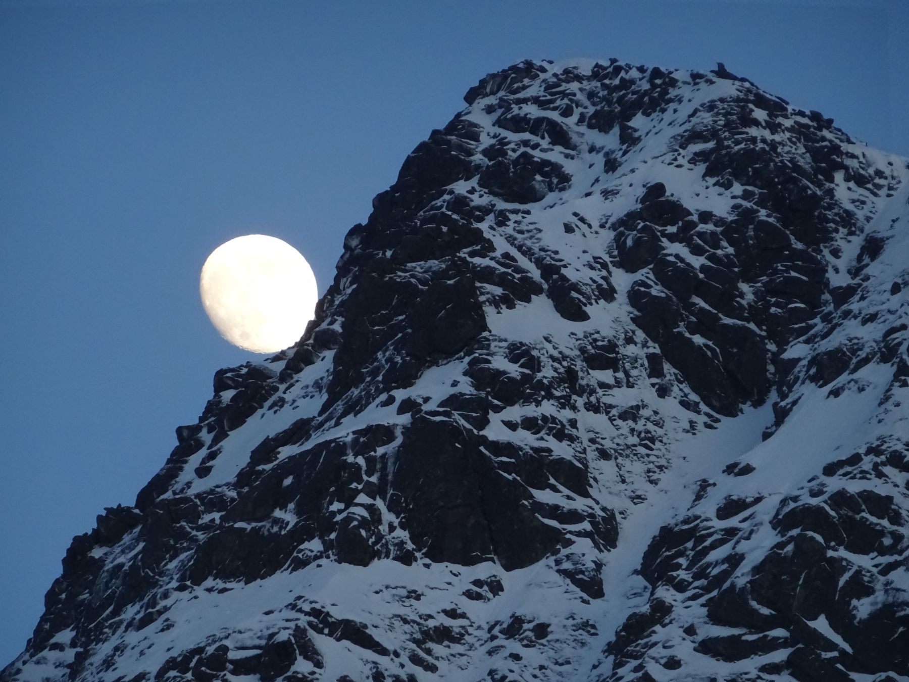 Auroras Boreales y Excursiones con Raquetas. Islas Lofoten, Noruega