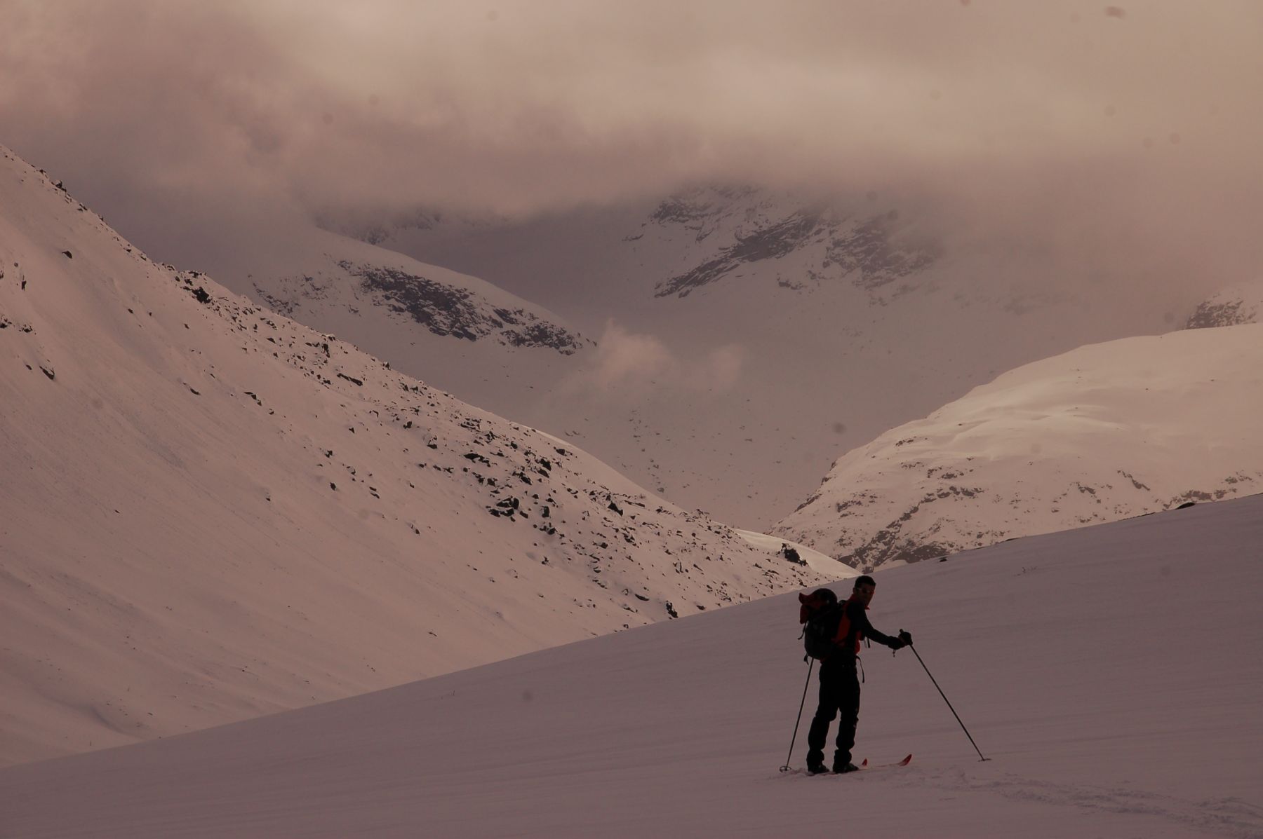 Jotunheimen, Noruega. Alta ruta de esquí de montaña