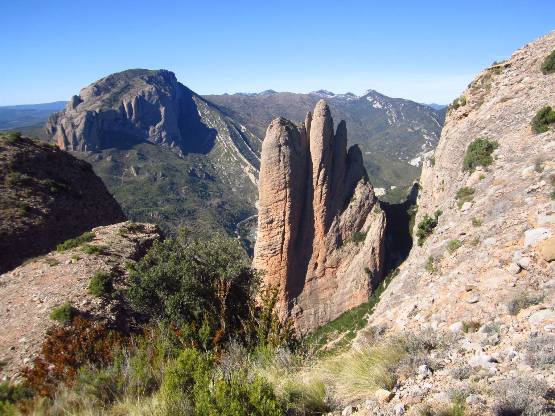 Senderismo en el Parque Natural de la Sierra de Guara y Prepirineo de Huesca. Pequeñas joyas del Prepirineo.