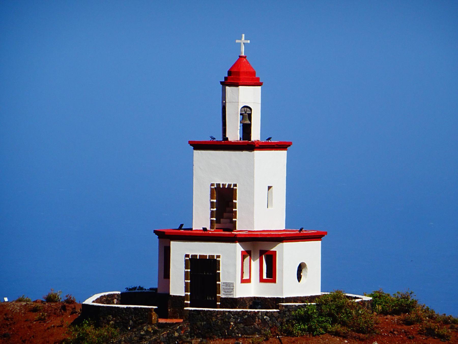 Senderismo en el Hierro. Islas Canarias