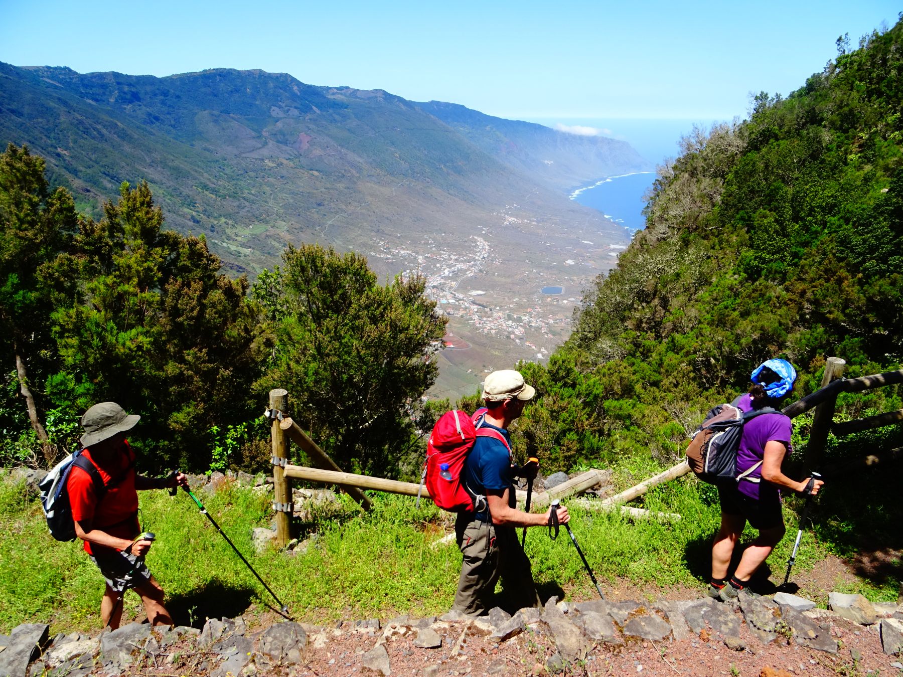 Senderismo en el Hierro. Islas Canarias
