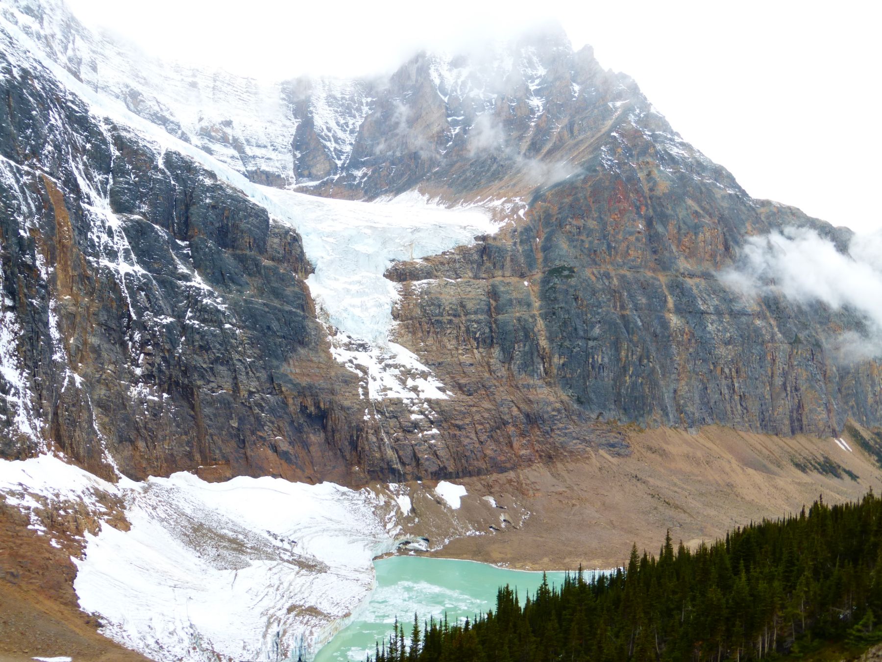 Rocosas canadienses, colores de otoño. Senderismo y trekking en Banff, Yoho y Jasper