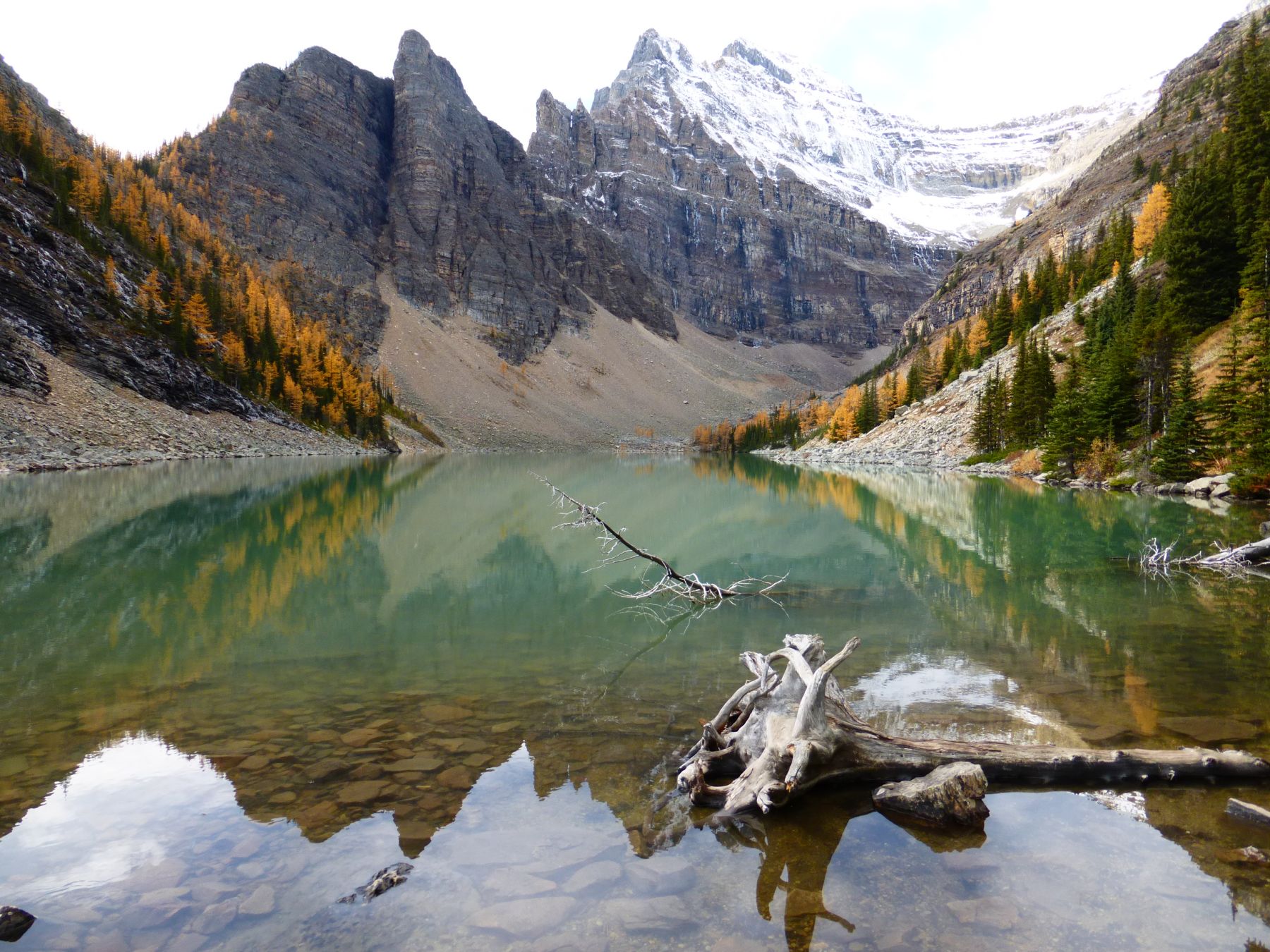 Rocosas canadienses, colores de otoño. Senderismo y trekking en Banff, Yoho y Jasper