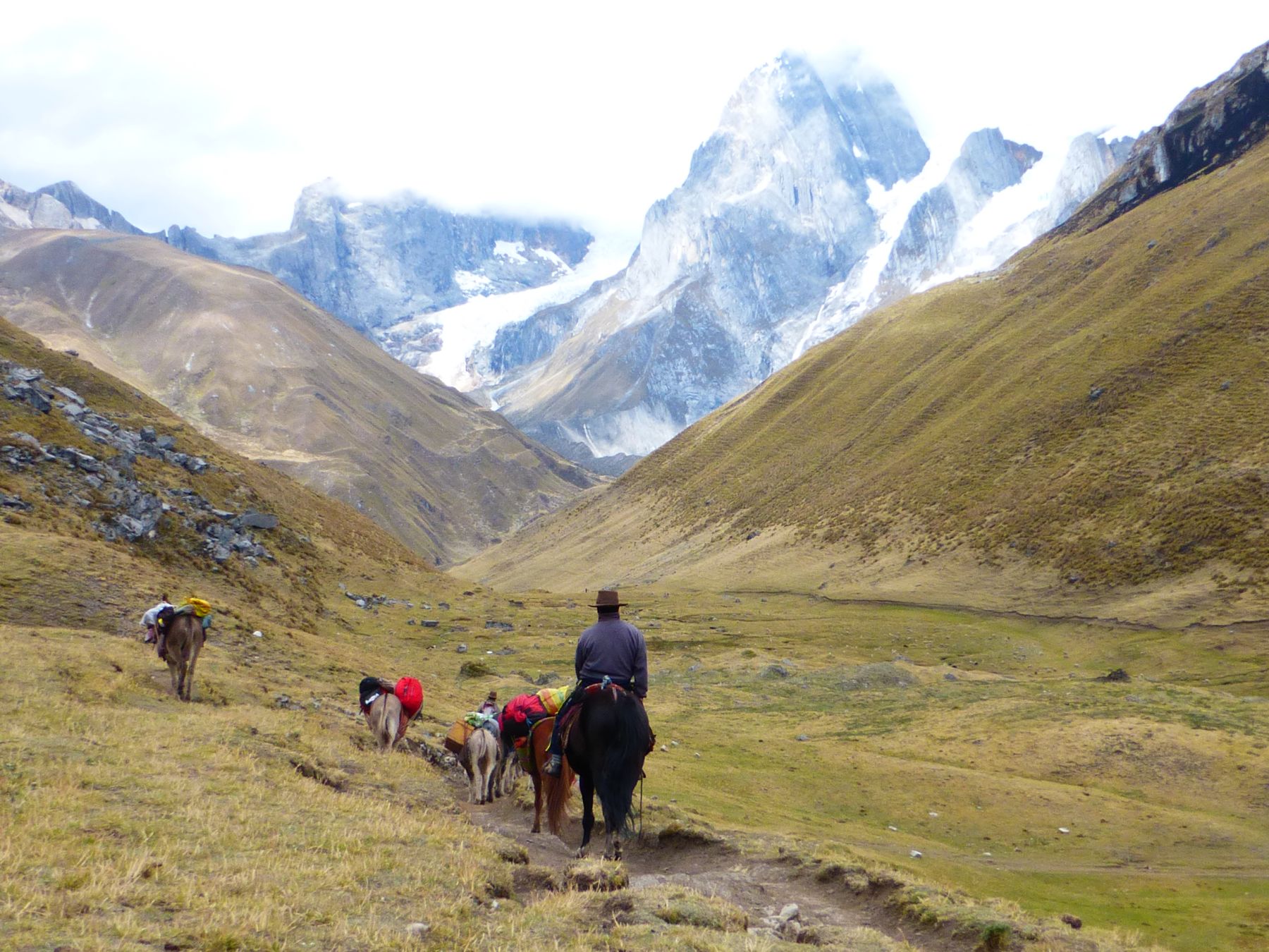 Trekking del Huayhuash. Perú.