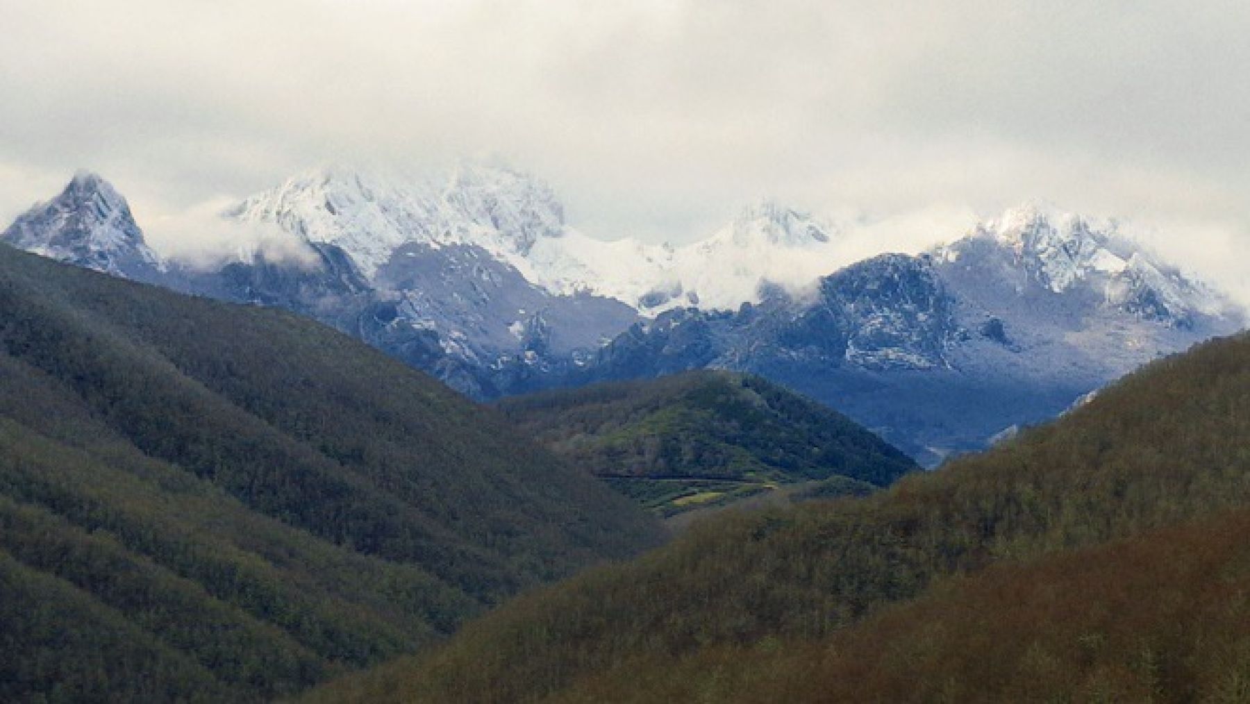 Ascensiones en la Montaña de Riaño. Cordillera Cantábrica