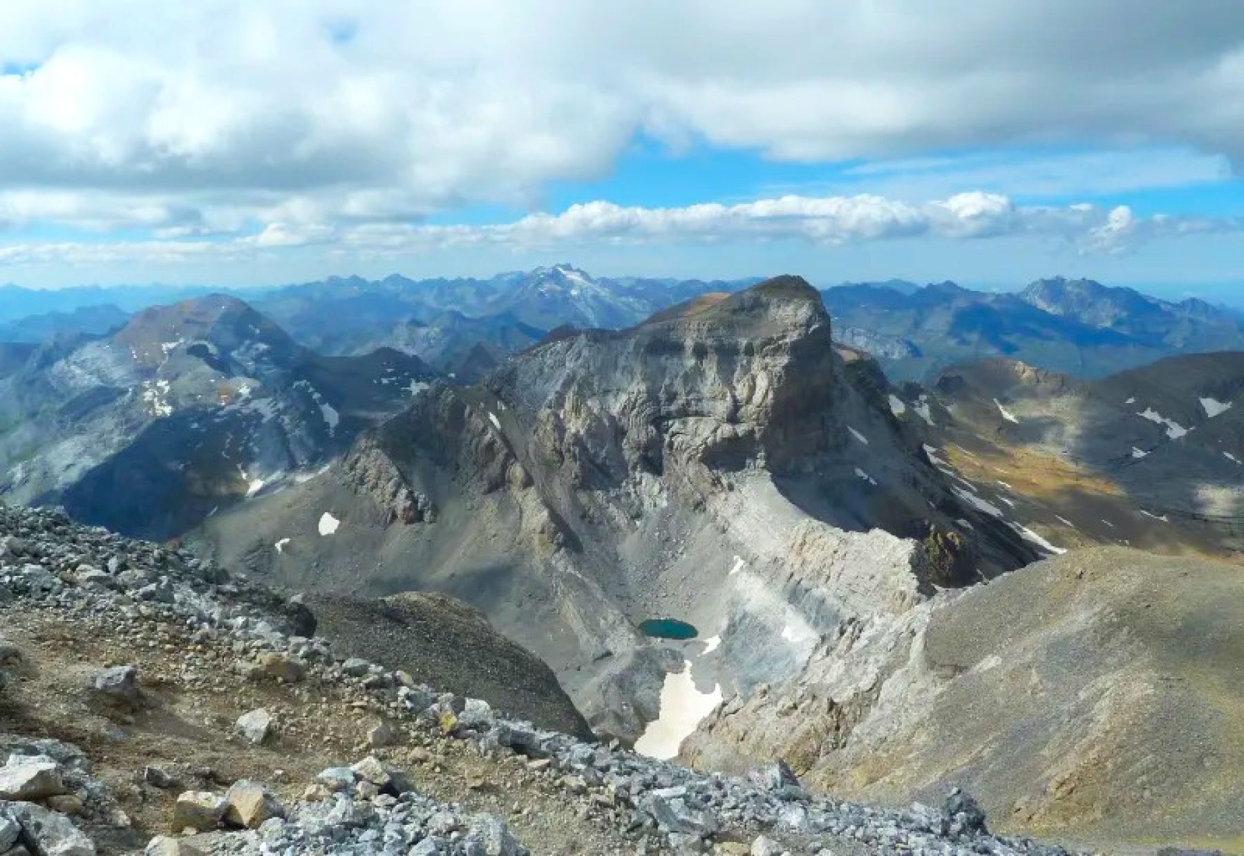 Monte Perdido y Faja de las Flores. Parque Nacional de Ordesa y Monte Perdido.