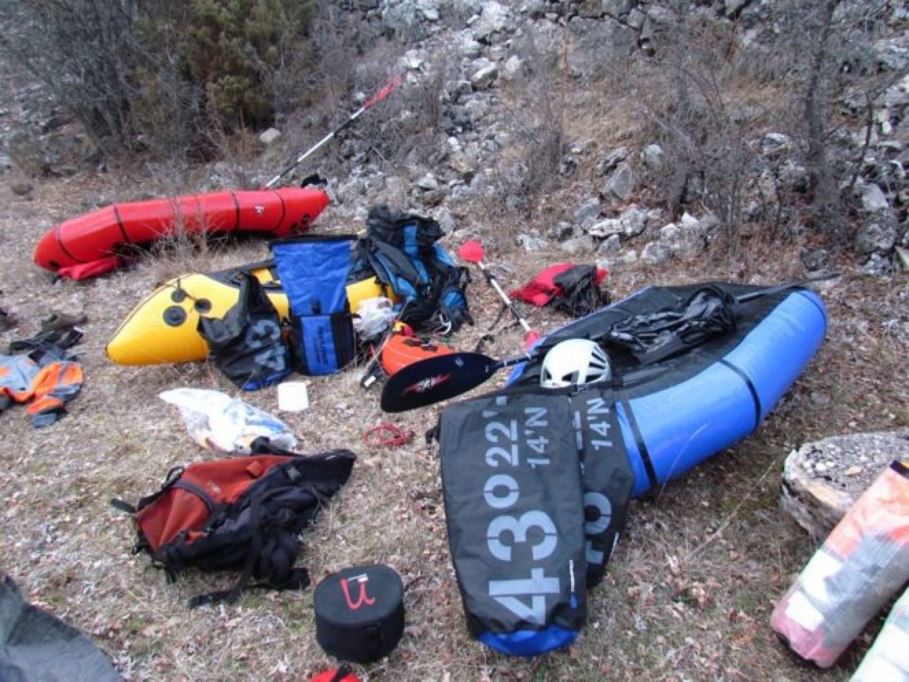 Packraft. Iniciación a las aguas bravas