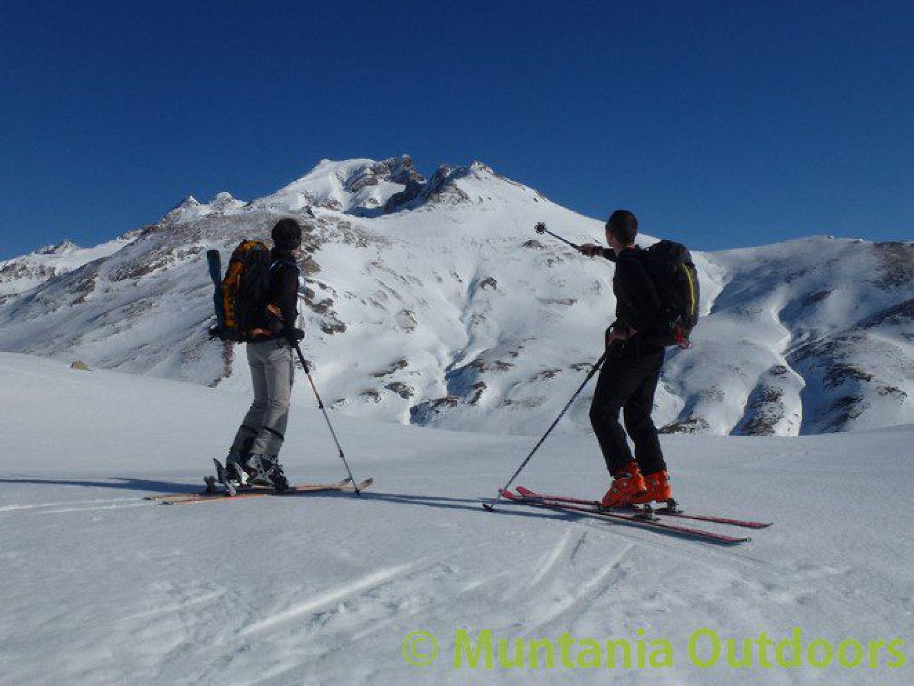 Valle de Tena: tus primeros pasos de esquí de montaña