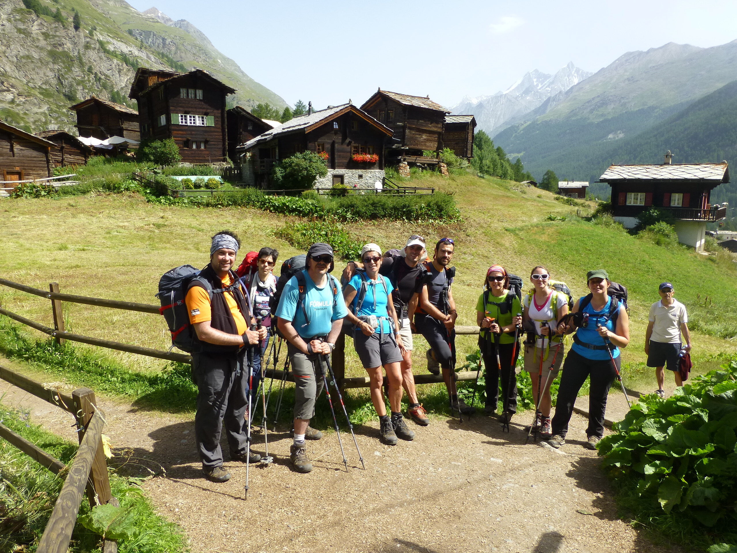 Senderismo en los Alpes suizos. Oberland Bernés